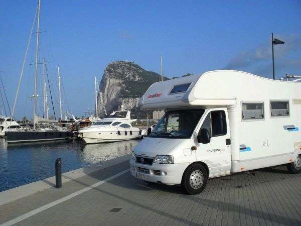 Parking / Autocaravanas